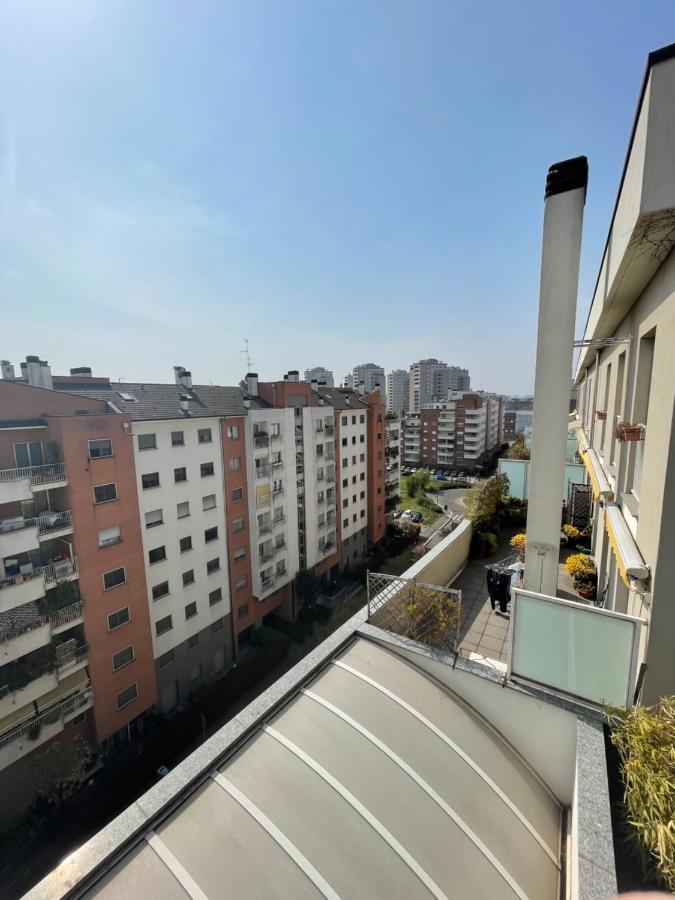 Elegant Apartment In Milan With Panoramic Terrace Exterior foto